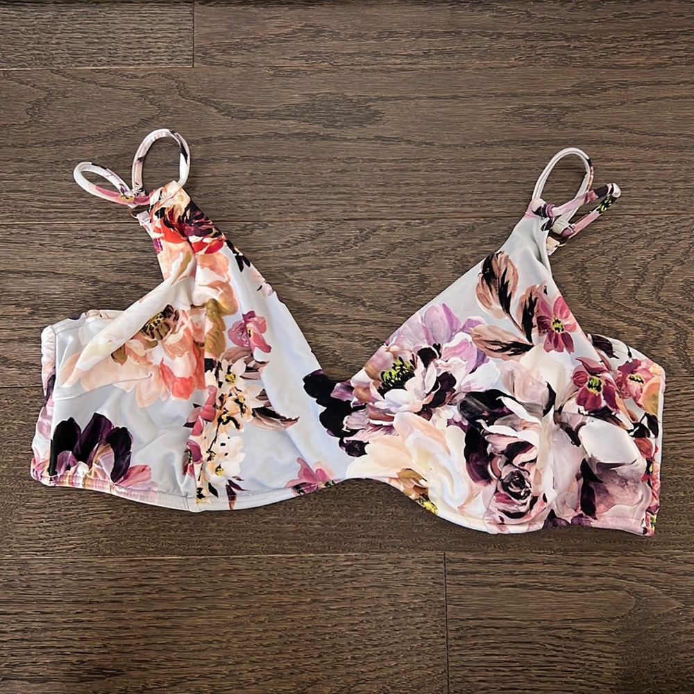 Azura Australia Flower Print Bikini top size 14DD